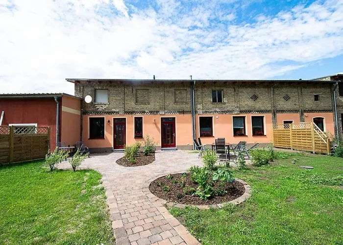 Ferienhaus Mit Terrasse Und Garten In Wandlitz
